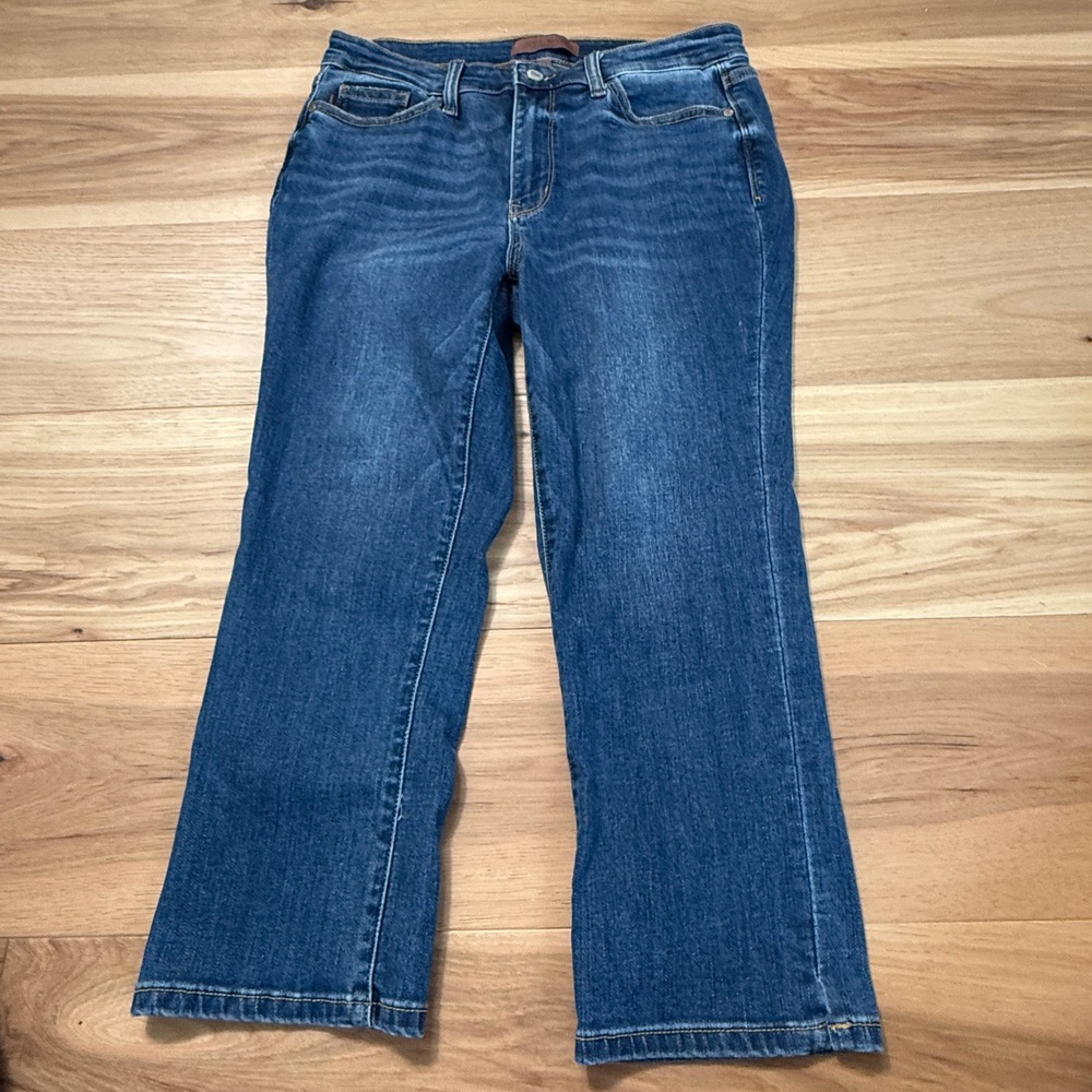 Judy Blue Skinny Fit Capri Women 13/31 Blue Medium Wash Stretch Denim Mom Jean